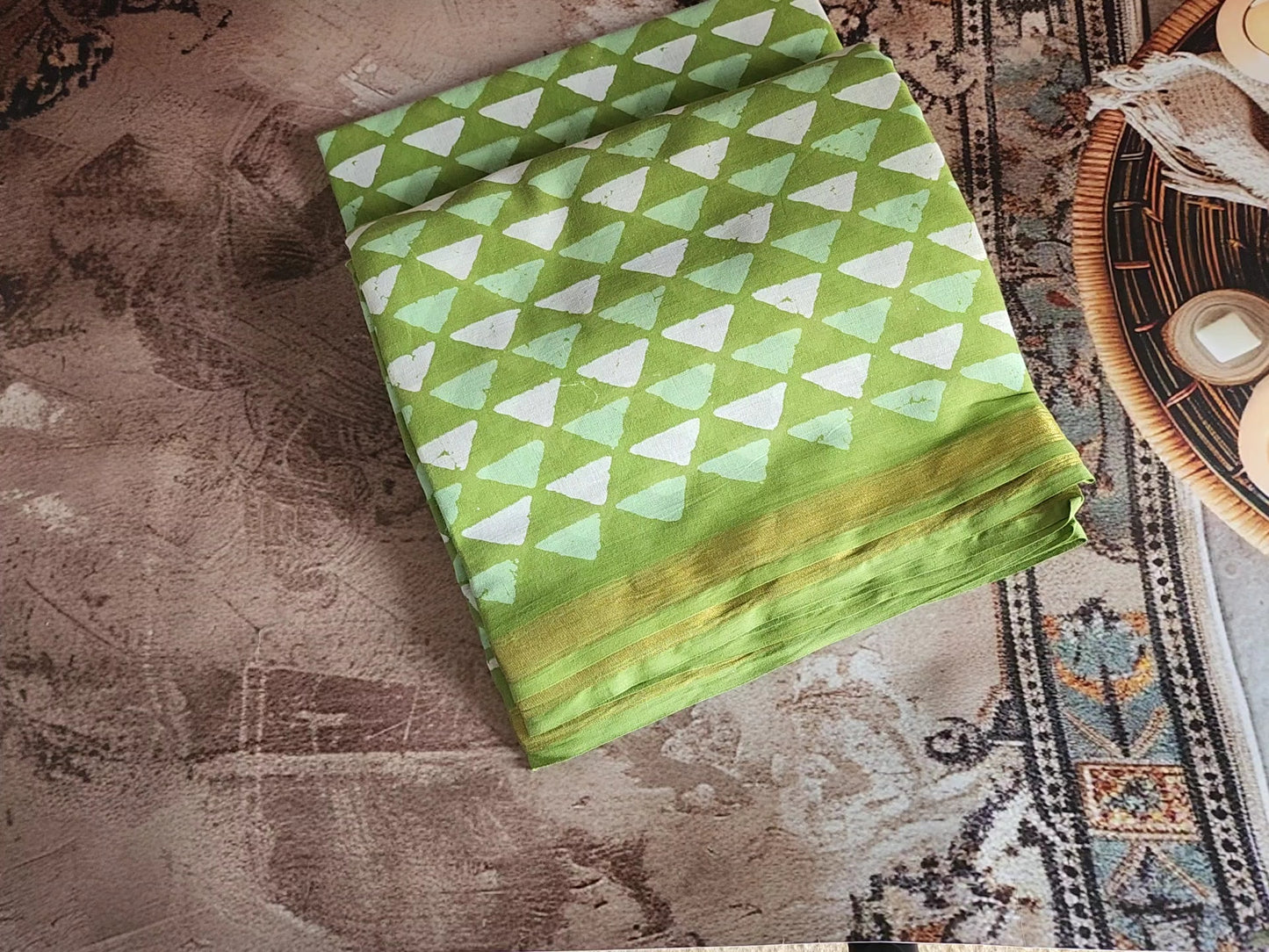 Mulmul cotton sarees - Geometric designs - Green